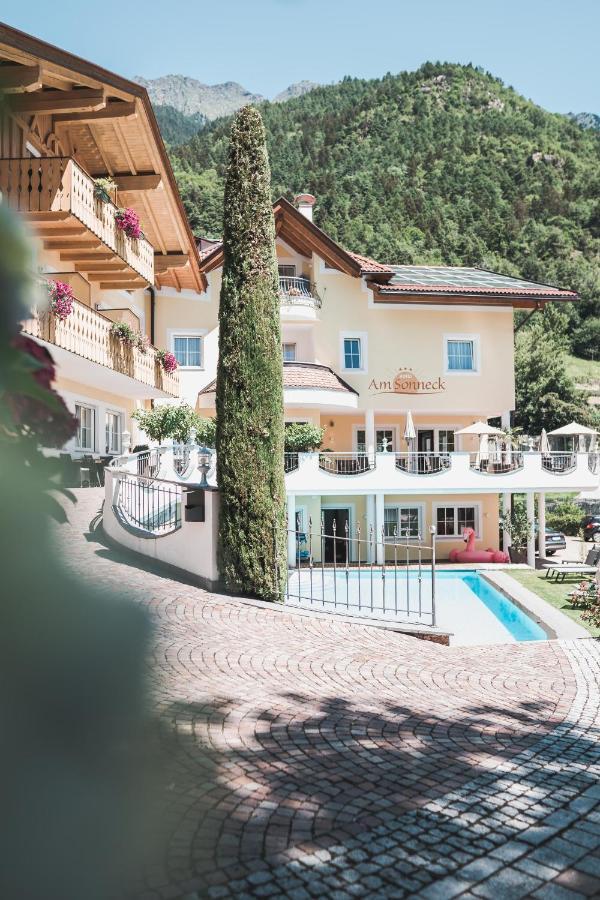 Hotel Am Sonneck Lagundo Exterior photo